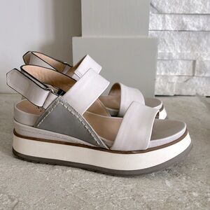 Naked feet Dimension sandal size 6m
